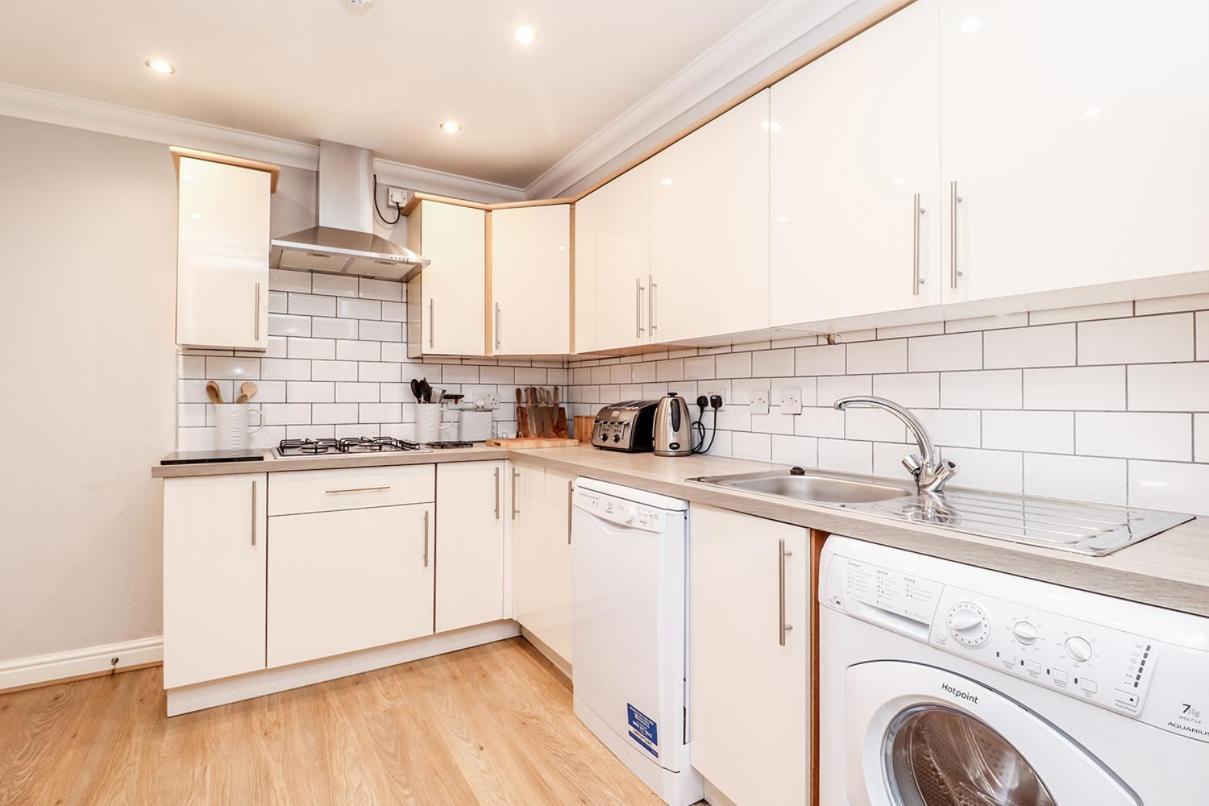 3 Queens Gardens Sea View Apartment Ήστμπορν Εξωτερικό φωτογραφία